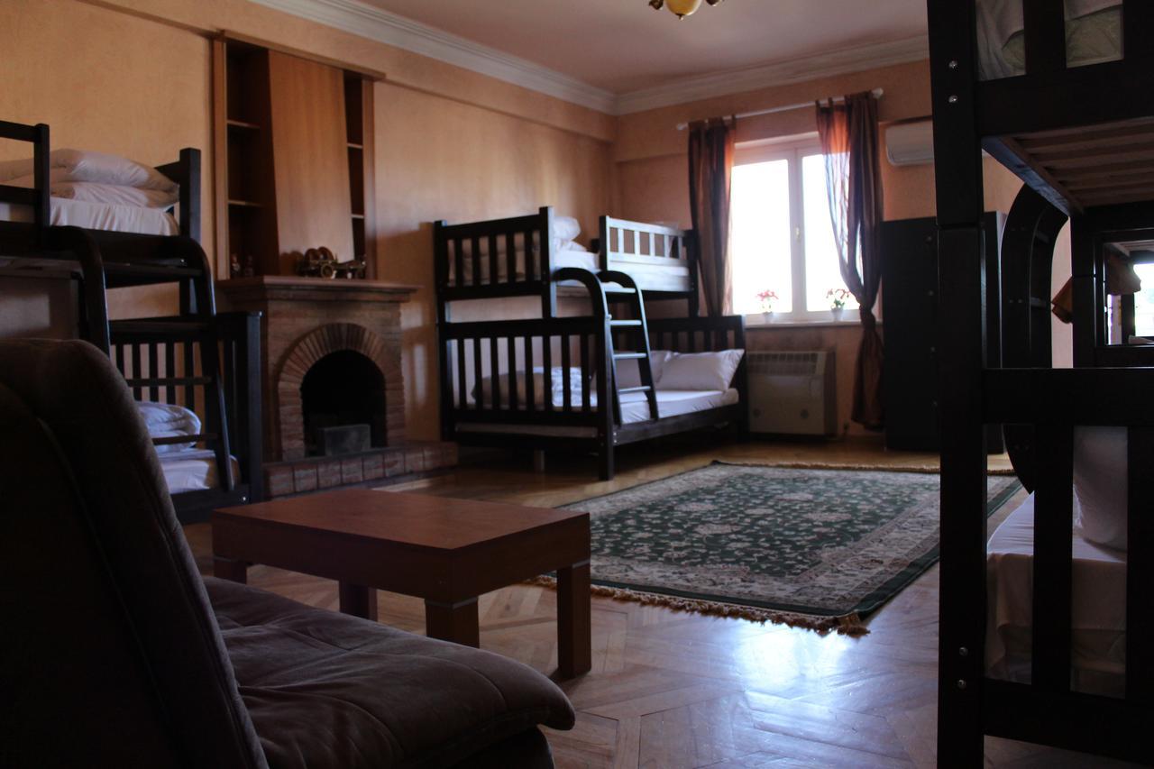 Herrmas Hostel تبليسي المظهر الخارجي الصورة