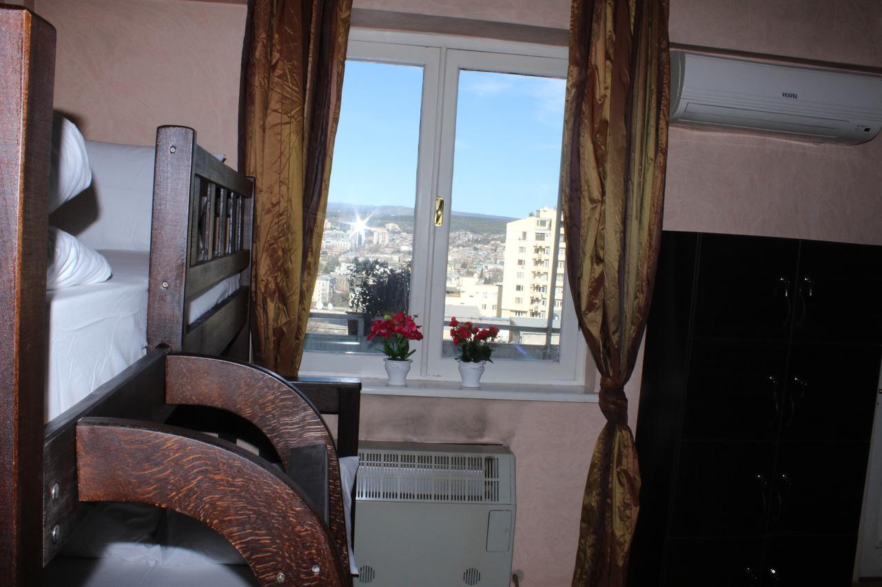 Herrmas Hostel تبليسي المظهر الخارجي الصورة