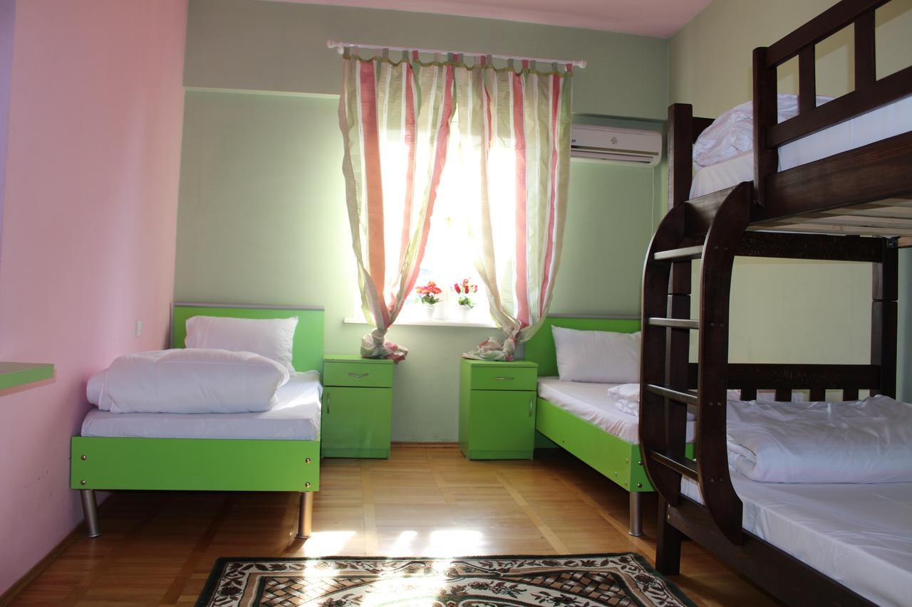 Herrmas Hostel تبليسي المظهر الخارجي الصورة