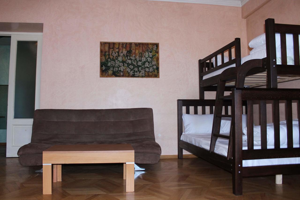 Herrmas Hostel تبليسي المظهر الخارجي الصورة